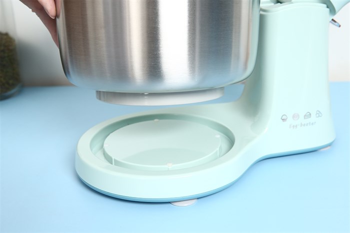 Máy nhồi bột đánh trứng Bear DDQ-B03V1 Màu Xanh ngọc