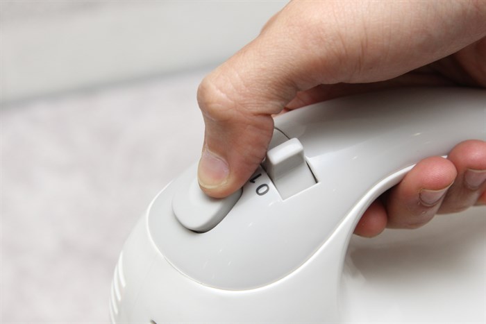 Máy đánh trứng Panasonic MK-GB1WRA Màu Trắng