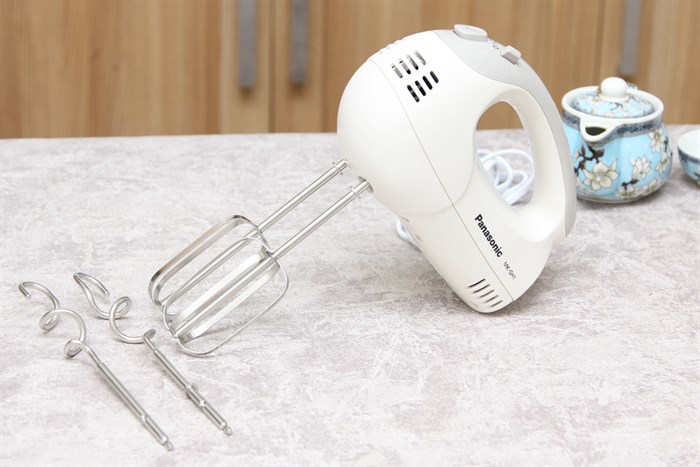 Máy đánh trứng Panasonic MK-GH1WRA Màu Trắng
