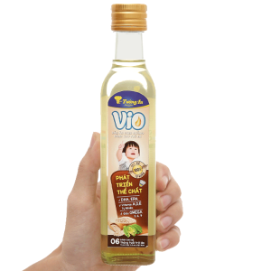 Dầu ăn dinh dưỡng cho bé Tường An Vio chai 250ml