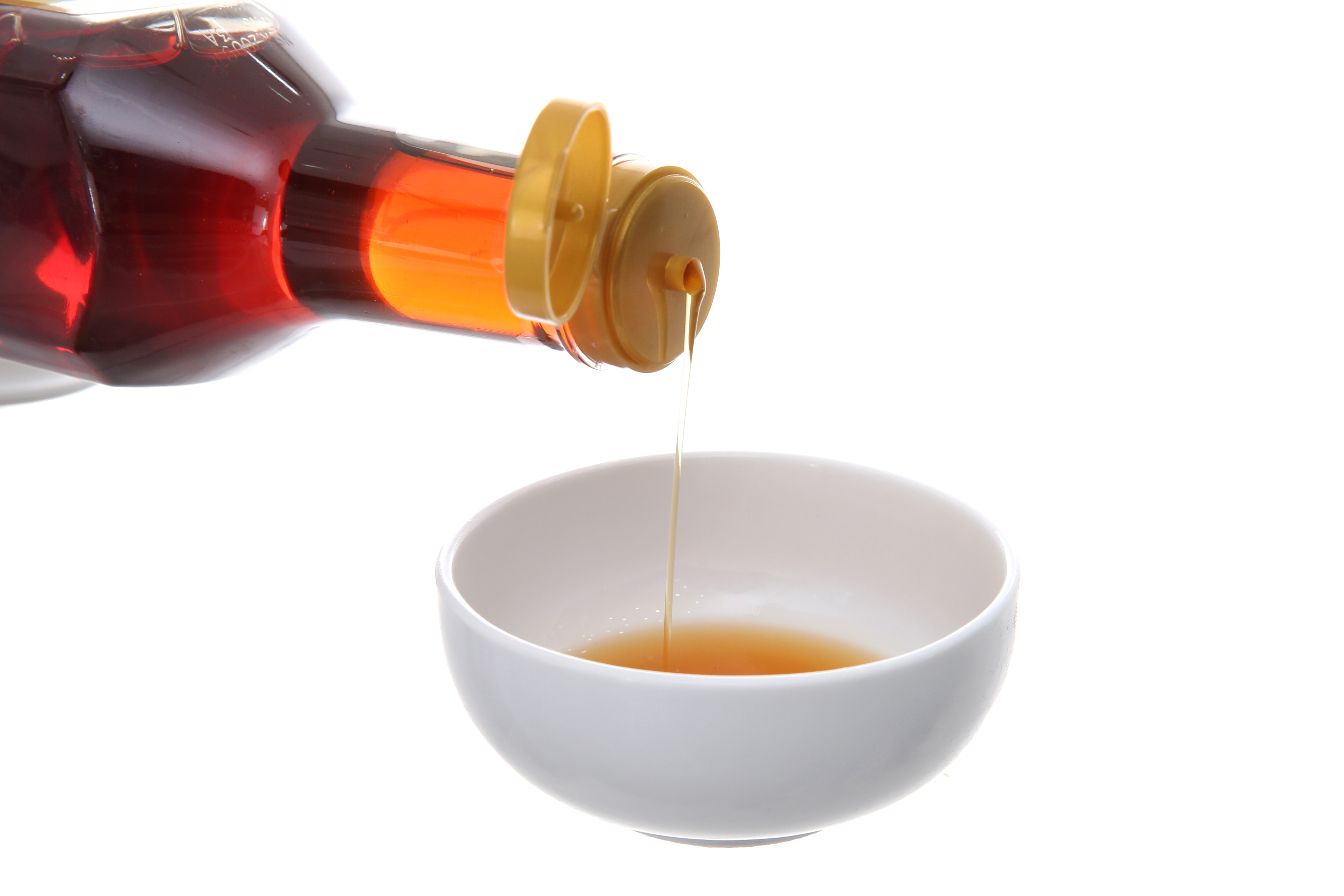https://cdn.tgdd.vn/Products/Images/2289/158062/bhx/nuoc-mam-nam-ngu-nhan-vang-chai-650ml-4-org.jpg