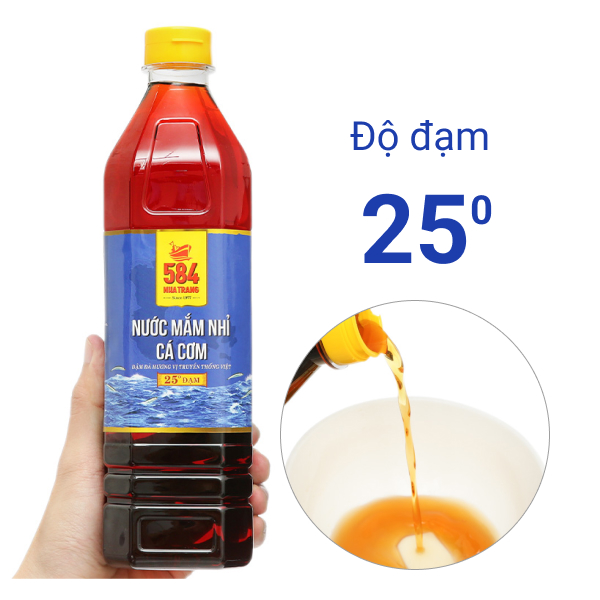 nuoc-mam-nhi-ca-com-584-nha-trang-25-do-dam-chai-1-lit-202303141323446473.jpg (600×600)