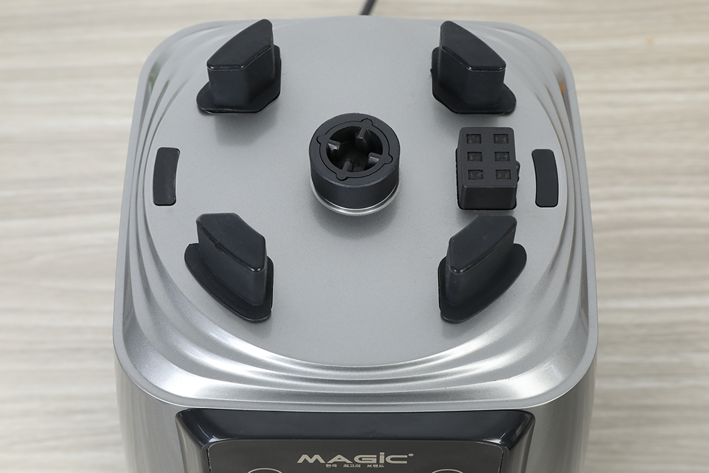 Máy làm sữa hạt đa năng Magic A-96 bạc Màu Đen - Bạc