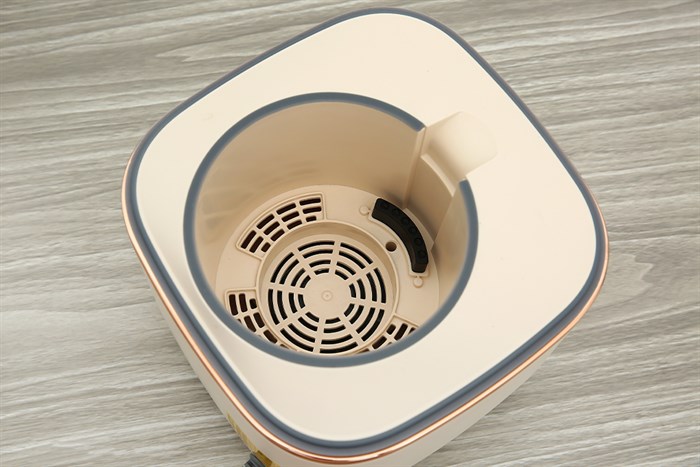 Máy làm sữa hạt Rapido RHB-600D Màu Kem