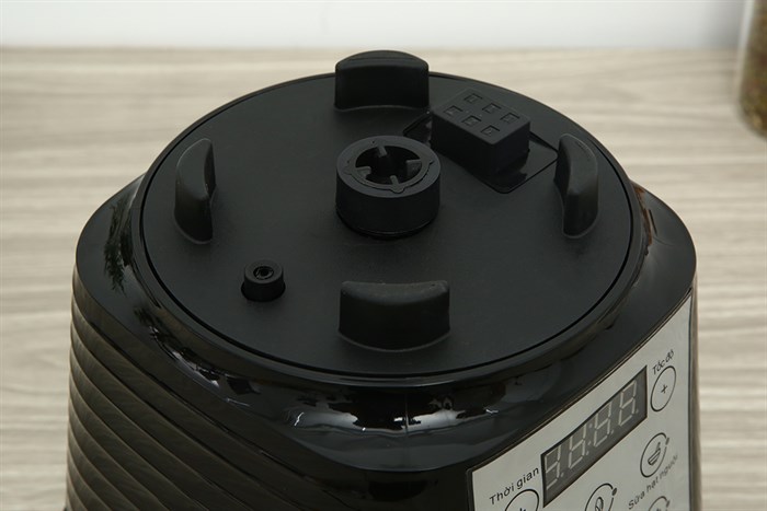 Máy làm sữa hạt đa năng Rapido RHB-1800D Màu Đen