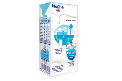 Lốc sữa tiệt trùng Vinamilk Có đường hộp 180ml (4 hộp)