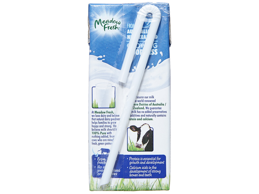 Lốc 3 hộp sữa tươi tiệt trùng nguyên kem Meadow Fresh 200ml 6