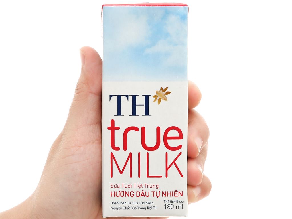 Lốc 4 hộp sữa tươi tiệt trùng hương dâu TH true MILK 180ml 10