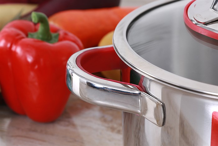 Nồi inox 3 đáy nắp kính 20 cm Happycook HC-20AR Màu Inox