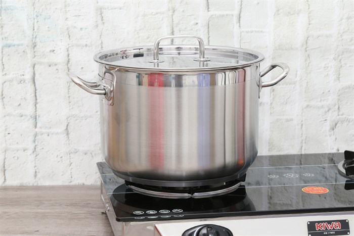 Nồi inox 3 đáy nắp inox 28 cm Fivestar N28-3QB Màu Inox