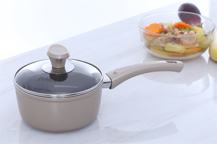 Quánh nhôm chống dính nắp kính 16 cm Delites QE