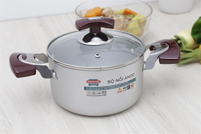 Nồi nhôm anod nắp kính 16 cm Sunhouse SH8833-16EBN