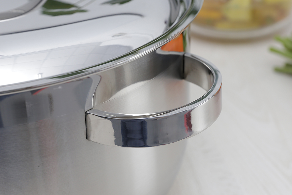 Nồi inox 3 đáy nắp inox 26 cm Fivestar N26-201QM Màu Inox