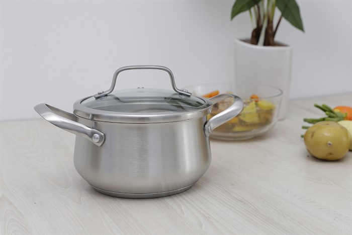 Nồi inox 3 đáy nắp kính 16 cm Delites 001NCH Màu Inox