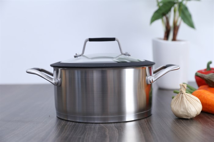 Nồi inox 3 đáy nắp kính 24 cm Delites 002NTA Màu Bạc Inox