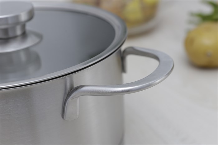 Nồi inox 3 đáy nắp kính 20 cm Delites 002NCH Màu Bạc Inox