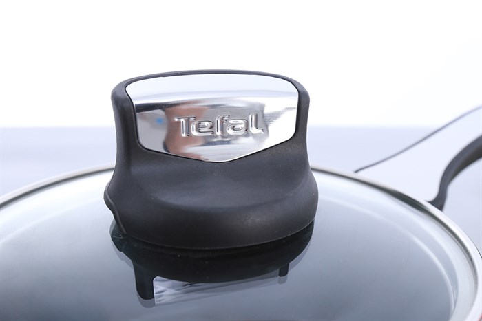 Quánh nhôm chống dính nắp kính 16 cm Tefal Expertise C6202272 Màu Đen