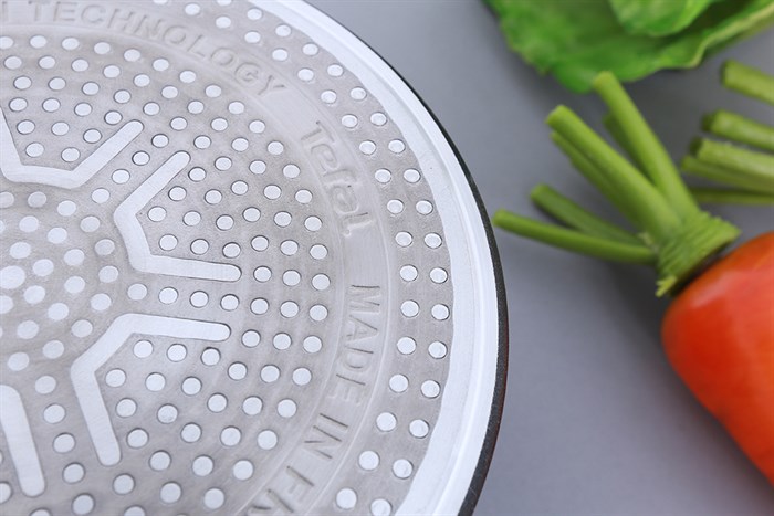 Quánh nhôm chống dính nắp kính 16 cm Tefal Expertise C6202272 Màu Đen