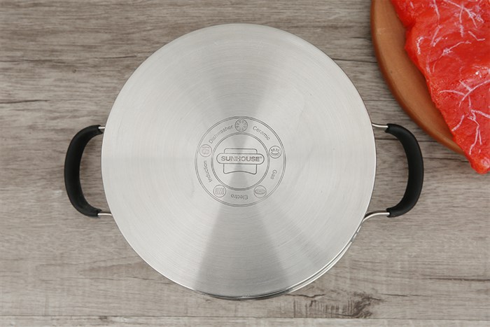 Nồi inox 5 đáy nắp kính 20 cm Sunhouse SHG24320 Màu Bạc Inox