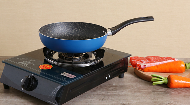 Chảo chống dính Elmich có đường kính 24 cm