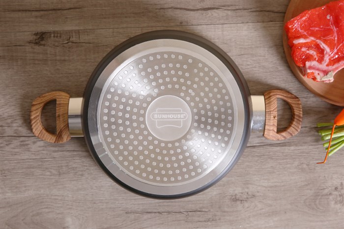 Nồi nhôm chống dính nắp kính 24 cm Sunhouse SHG2024MCA Màu Đen