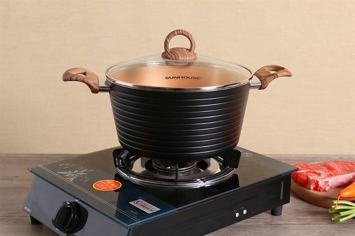 Nồi nhôm chống dính nắp kính 24 cm Sunhouse SHG2024MCA Màu Đen