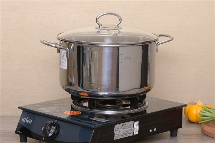 Nồi inox 3 đáy nắp kính 26 cm Fivestar FSN 26IN1 Màu Inox