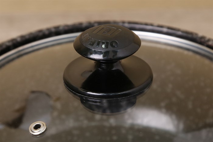 Nồi đất vân đá hoa cương nắp kính 19 cm Mommy Cook MMVSG Màu Đen