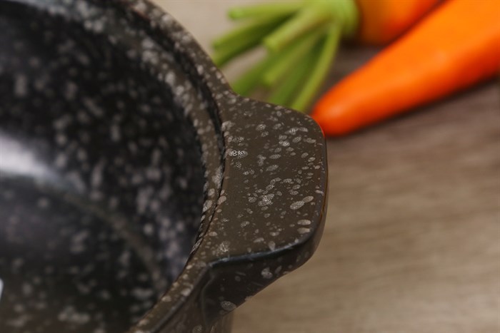 Nồi đất vân đá hoa cương nắp kính 21 cm Mommy Cook MMVSG Màu Đen