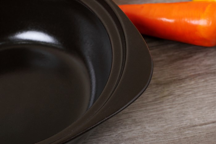 Nồi đất nắp sứ 20 cm Dong hwa CS006 Chiếc lá Màu Xanh lá