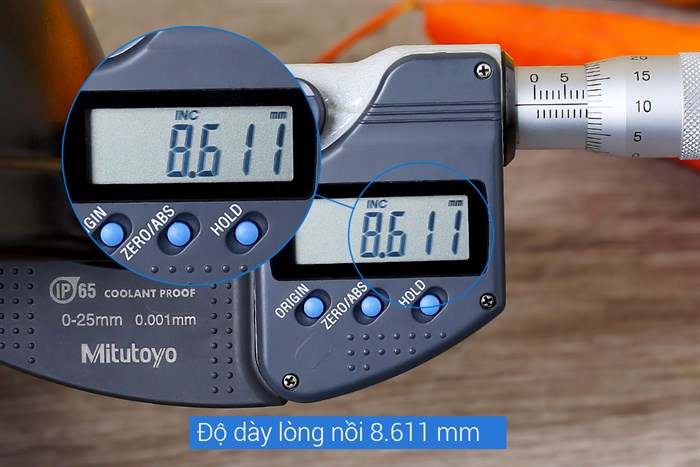 Nồi đất nắp sứ 20 cm Dong hwa CS006 Chiếc lá Màu Xanh lá