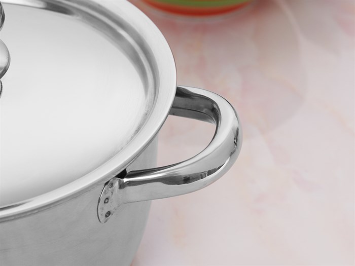 Nồi inox 3 đáy nắp inox 20 cm Fivestar FSN20001 Màu Inox