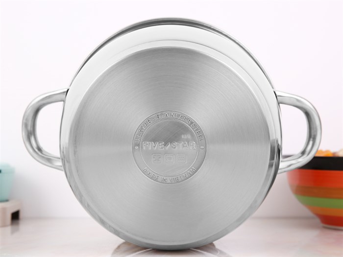 Nồi inox 3 đáy nắp inox 20 cm Fivestar FSN20001 Màu Inox