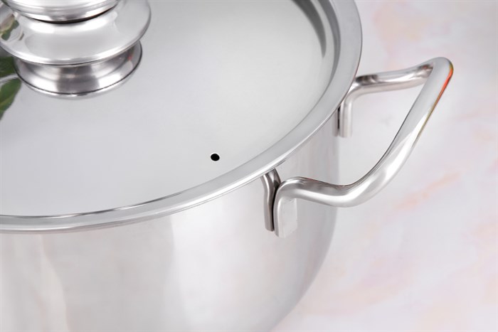 Nồi inox 3 đáy nắp inox 20 cm Fivestar FSN20-SW Màu Inox