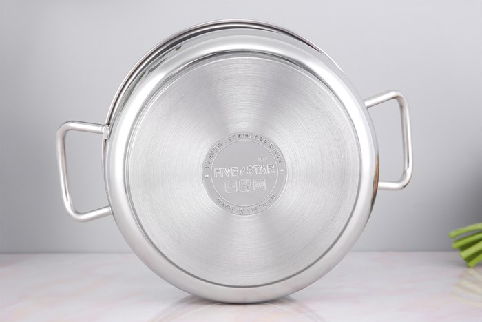 Nồi inox 3 đáy nắp inox 20 cm Fivestar FSN20-SW Màu Inox