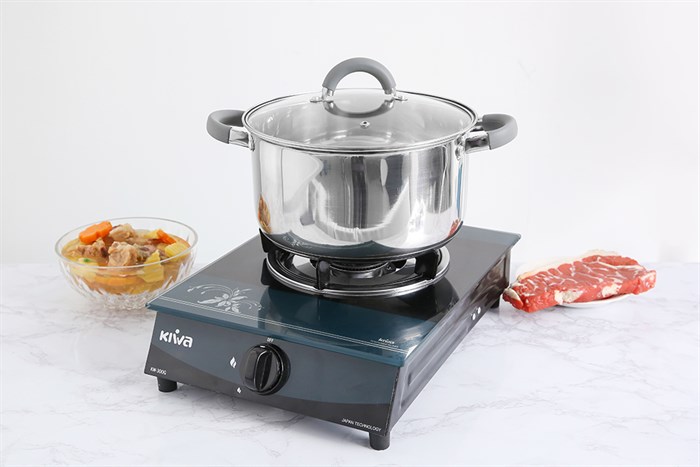 Nồi inox 3 đáy nắp kính 24 cm Hommy CW-S042-24 Màu Inox