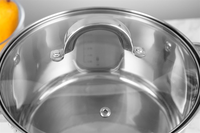 Nồi inox 5 đáy nắp kính 22 cm Kangaroo KG876M Màu Bạc Inox