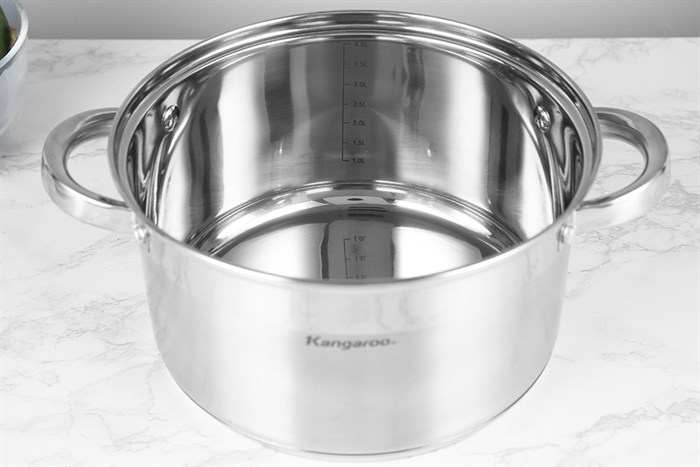 Nồi inox 5 đáy nắp kính 22 cm Kangaroo KG876M Màu Bạc Inox