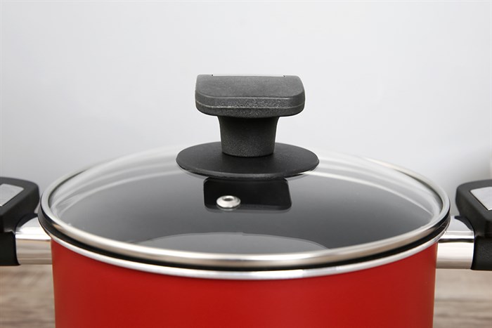 Nồi nhôm chống dính nắp kính 18 cm Hommy NE001-18 Màu Đỏ