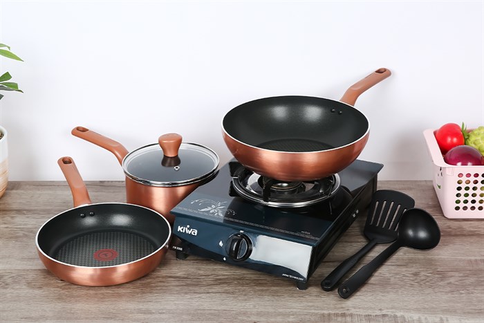 Bộ quánh chảo sạn vá nhôm chống dính Tefal G803S695 Màu Vàng đồng