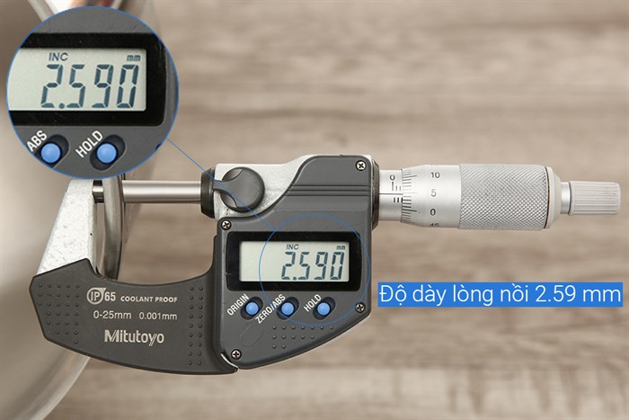 Nồi inox 3 đáy nắp kính 20 cm Elmich Trimax XS EL-3747 Màu Bạc Inox