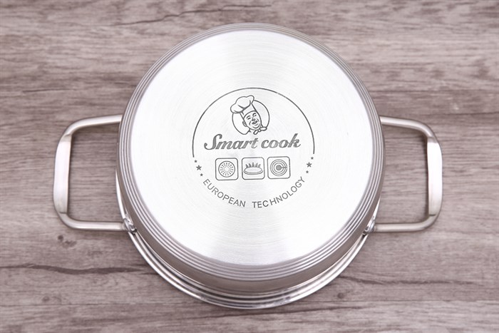 Nồi inox 3 đáy nắp kiếng 16 cm Smartcook SM2400MN Màu Bạc Inox