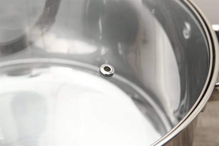 Nồi inox 3 đáy nắp kiếng 28cm Hommy CW-S042-28 Màu Bạc Inox