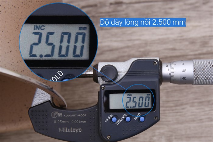 Nồi nhôm chống dính nắp kính 20 cm Hommy NE008-20 Màu Nâu nhạt