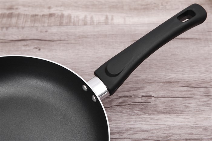 Bộ nồi chảo nhôm chống dính nắp kính Delites BE010-20-26 Màu Nâu nhạt