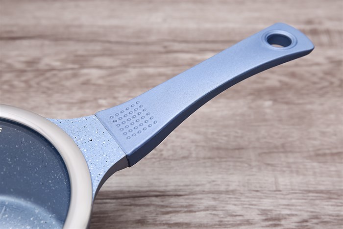 Quánh nhôm chống dính nắp kính 16 cm Sunhouse SHG3116MMA Màu Xanh