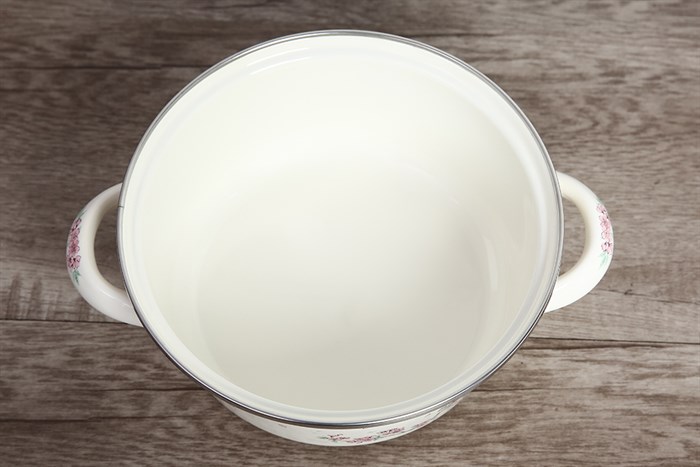 Nồi thép Nippon tráng men nắp kính 20 cm Fujihoro SKW-12G Màu Trắng