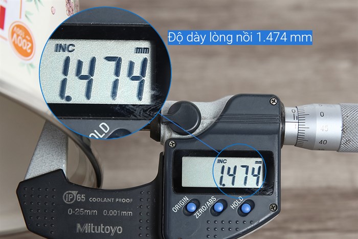 Nồi thép Nippon tráng men nắp kính 20 cm Fujihoro SKW-12G Màu Trắng