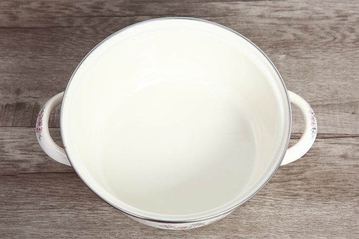 Nồi thép Nippon tráng men nắp kính 22 cm Fujihoro SKW-22G Màu Trắng