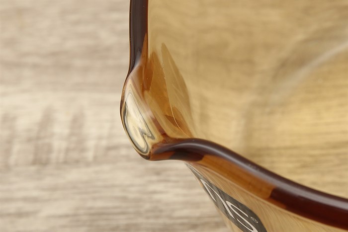 Quánh thủy tinh nắp thủy tinh 16 cm Visions VSP-1/CL1 1 lít Màu Nâu